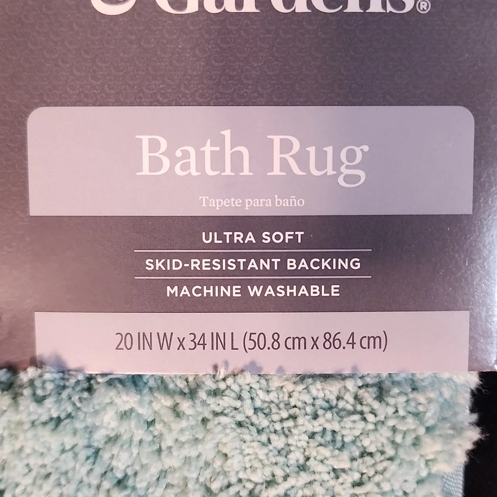 Better Homes and Gardens bath rugs